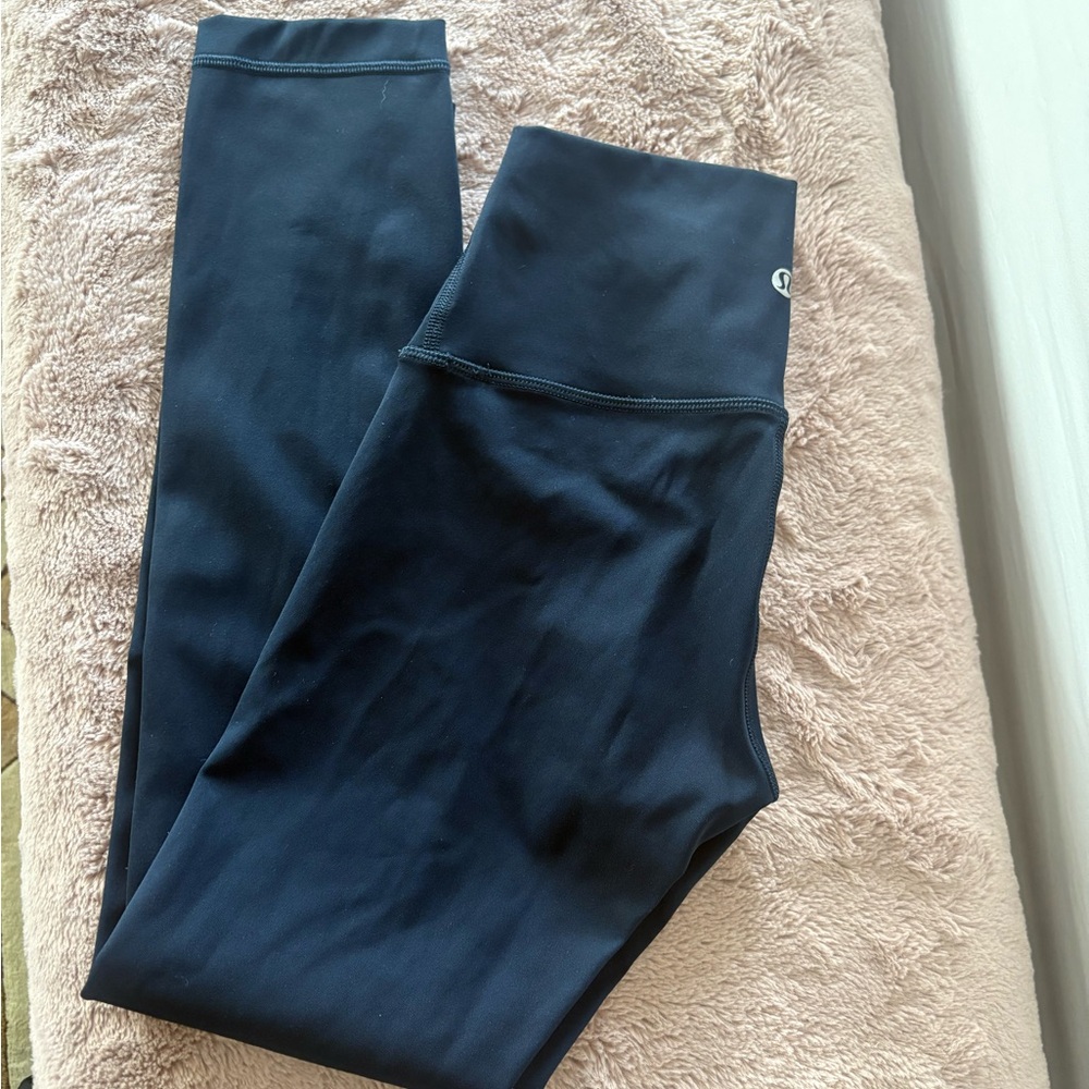 Lululemon Women's Navy High-Waist 23” align Leggings